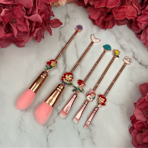 5 Piece Little Mermaid Rose Gold Makeup Brush Set - Picture 7 of 17